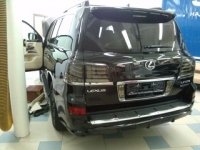 Lexus LX570